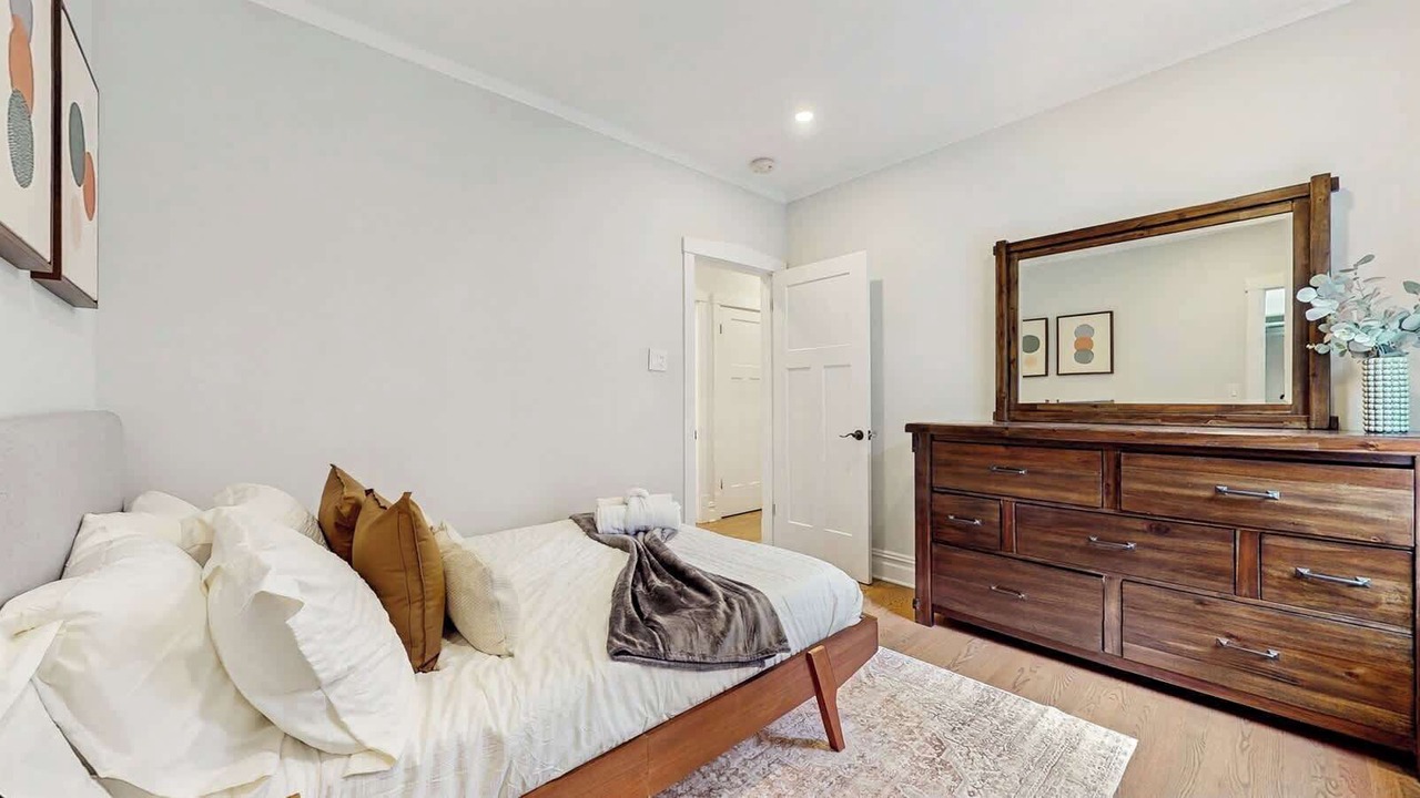 Photo of Bedroom in Forest Park