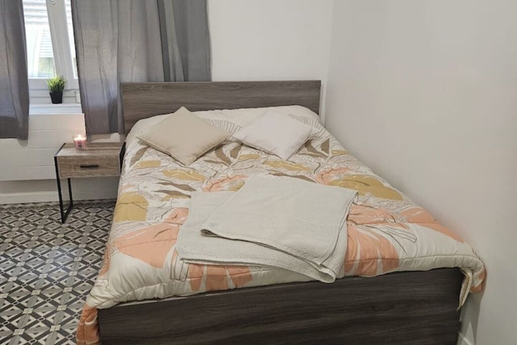 Photo of Bedroom in Reims