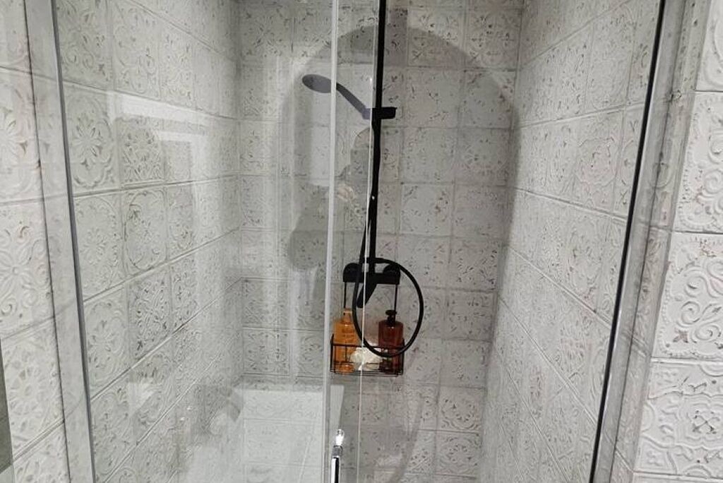 Photo of Bathroom in Reims