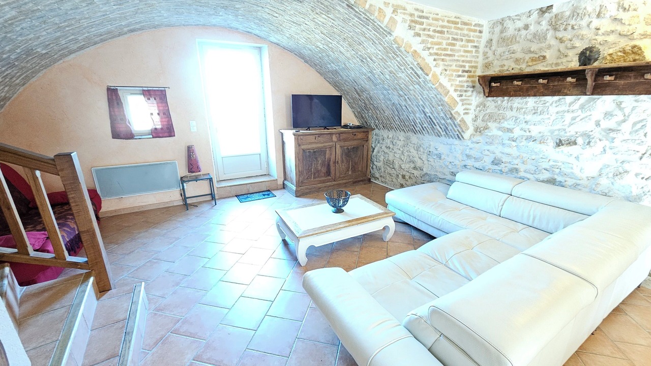 Photo of Livingroom in Saint-Paulet-de-Caisson