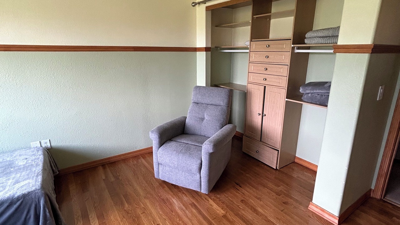 Photo of Others in Pleasant Valley