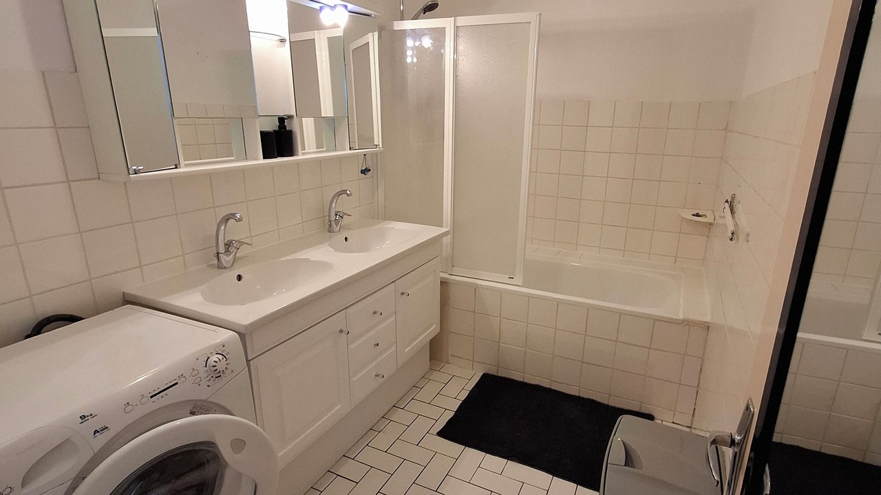Photo of Bathroom in Saint-Martin-d'Ablois