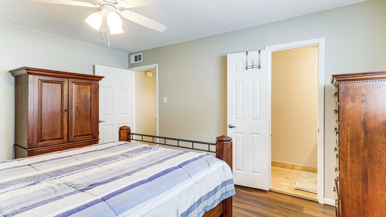 Photo of Bedroom in Memorial