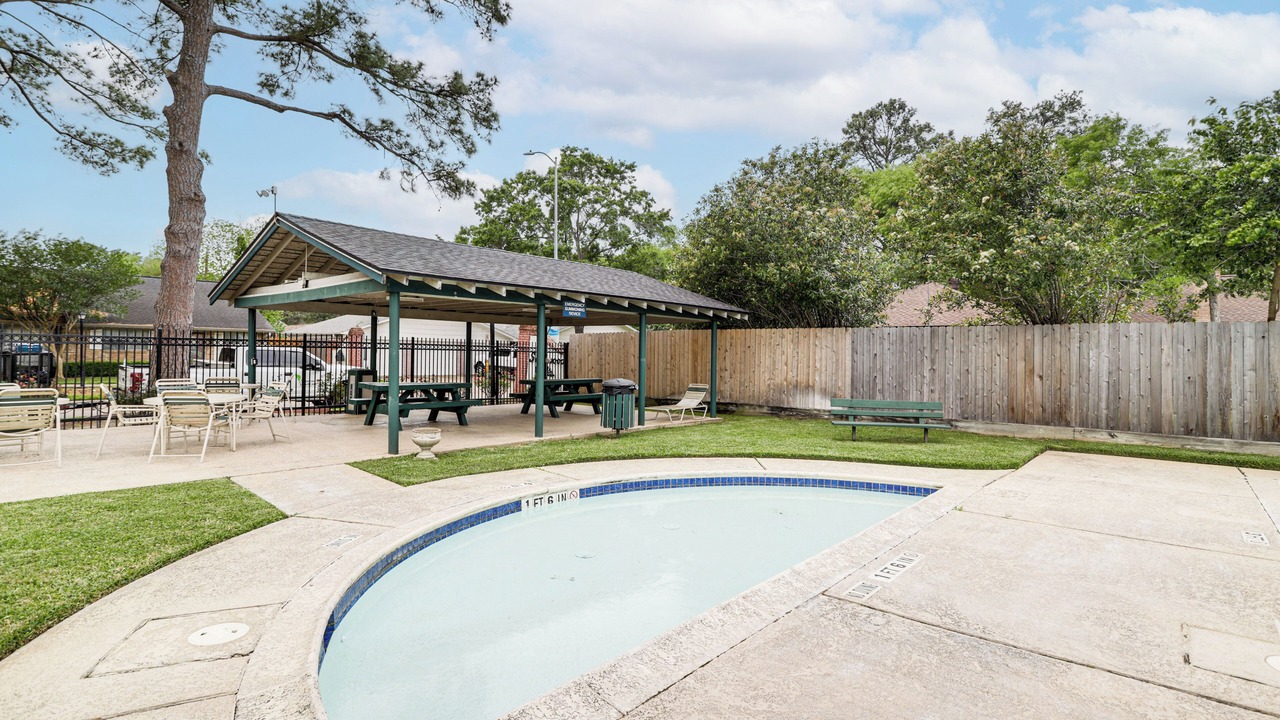Photo of Outdoor in Memorial