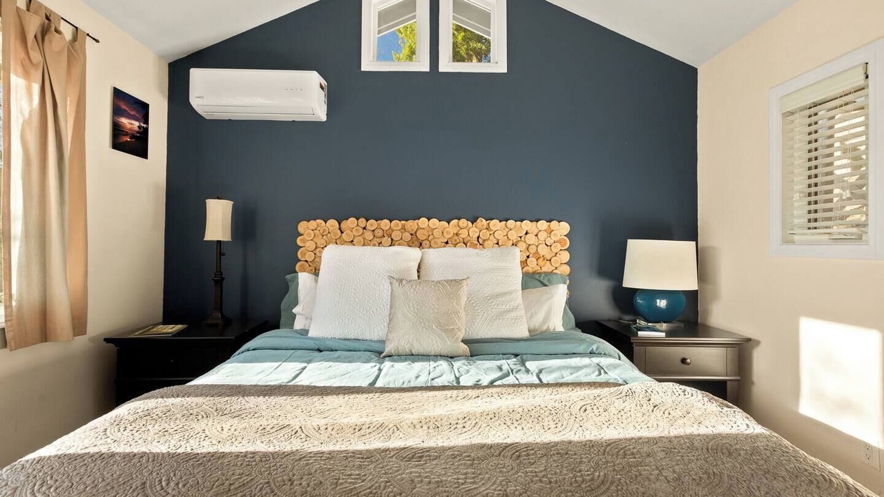 Photo of Bedroom in Running Springs