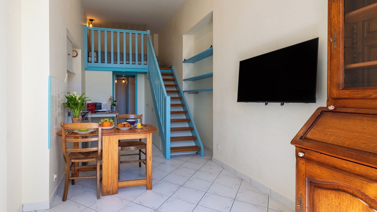 Photo of Others in Laval