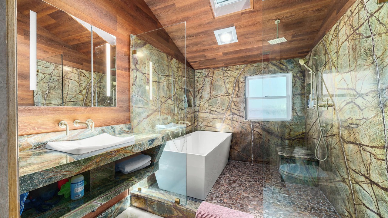 Photo of Bathroom in Westside Santa Cruz