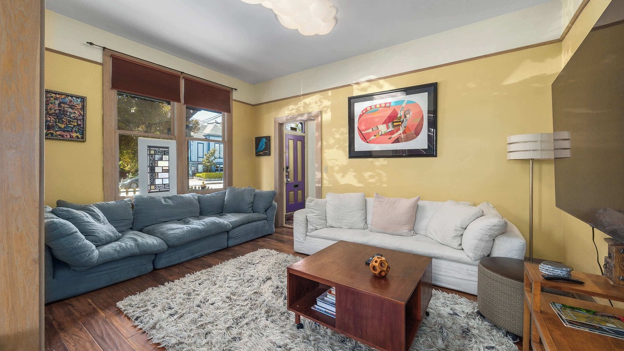 Photo of Livingroom in Westside Santa Cruz