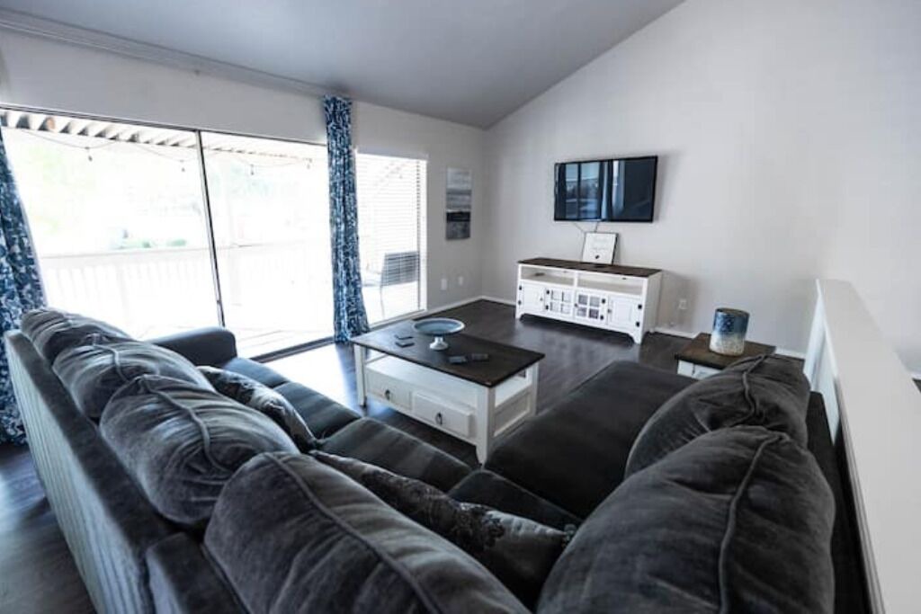 Photo of Livingroom in Montgomery