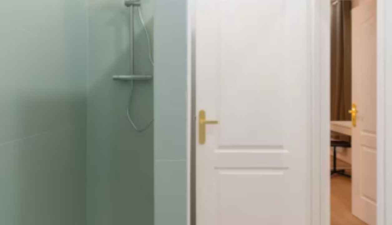 Photo of Bathroom in Belsunce