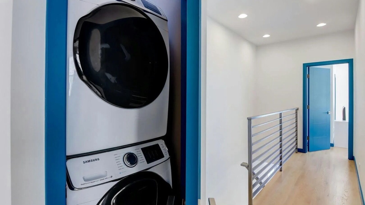 Photo of Others in West Town