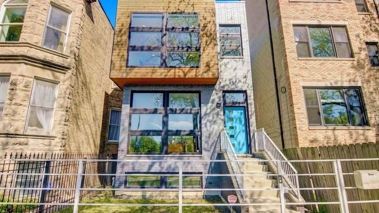 Photo of Outdoor in West Town