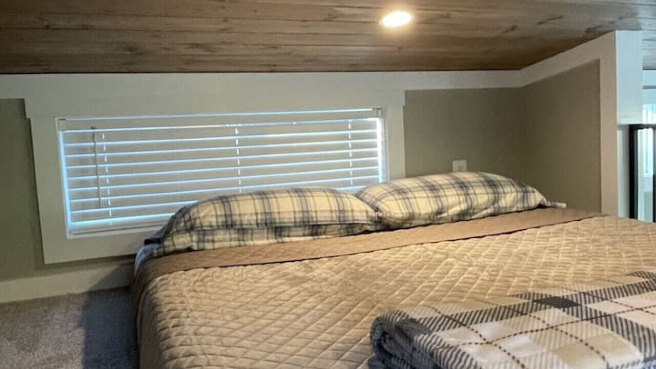 Photo of Bedroom in Mouth of Wilson
