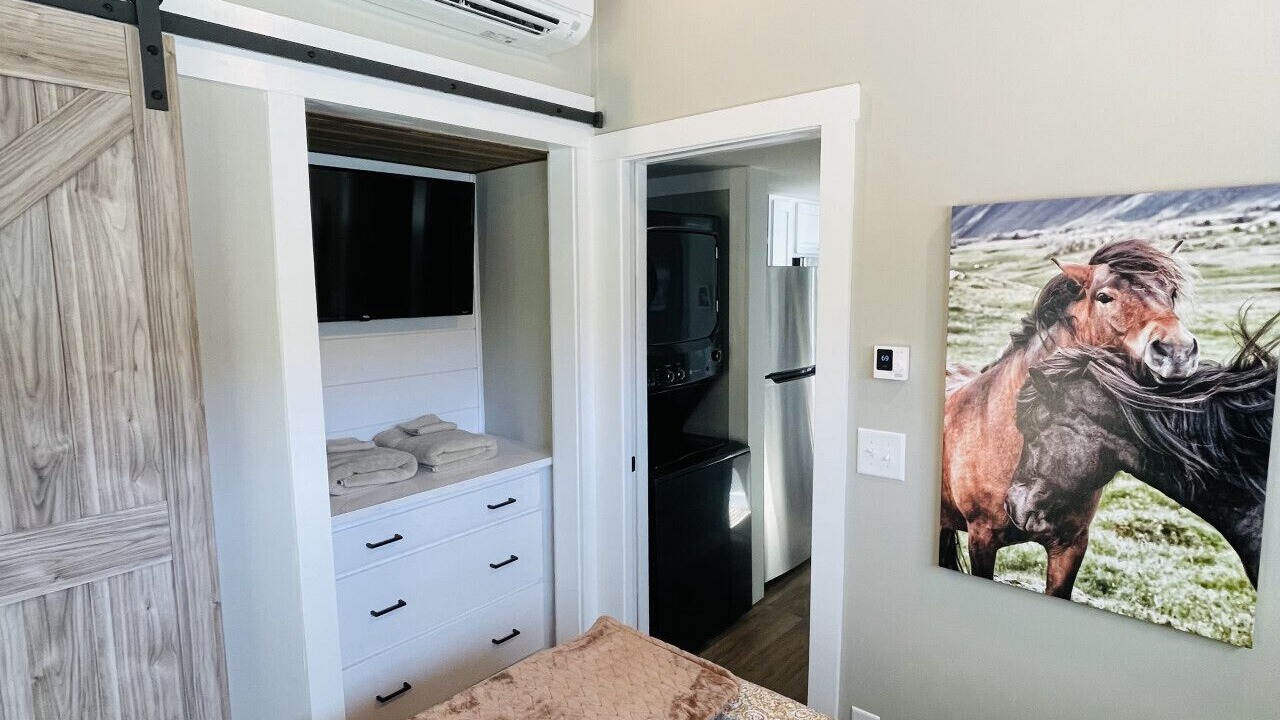 Photo of Bedroom in Mouth of Wilson
