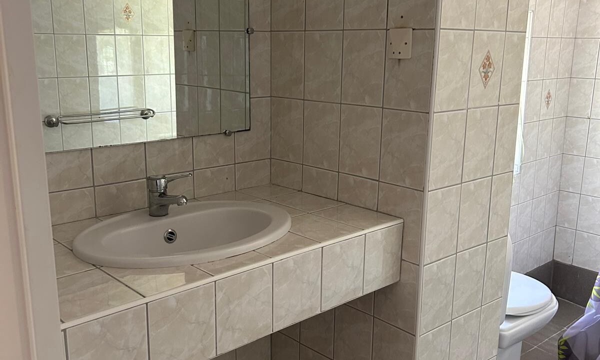 Photo of Bathroom in Villarzel-du-Razes
