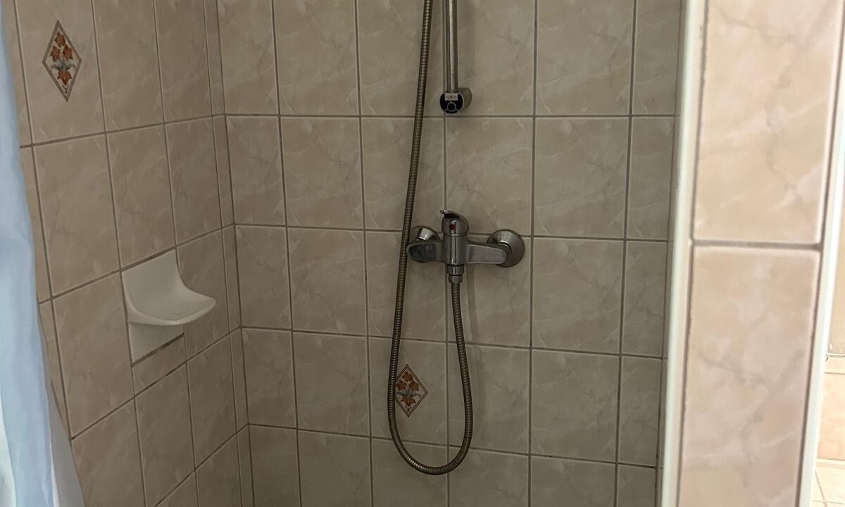 Photo of Bathroom in Villarzel-du-Razes