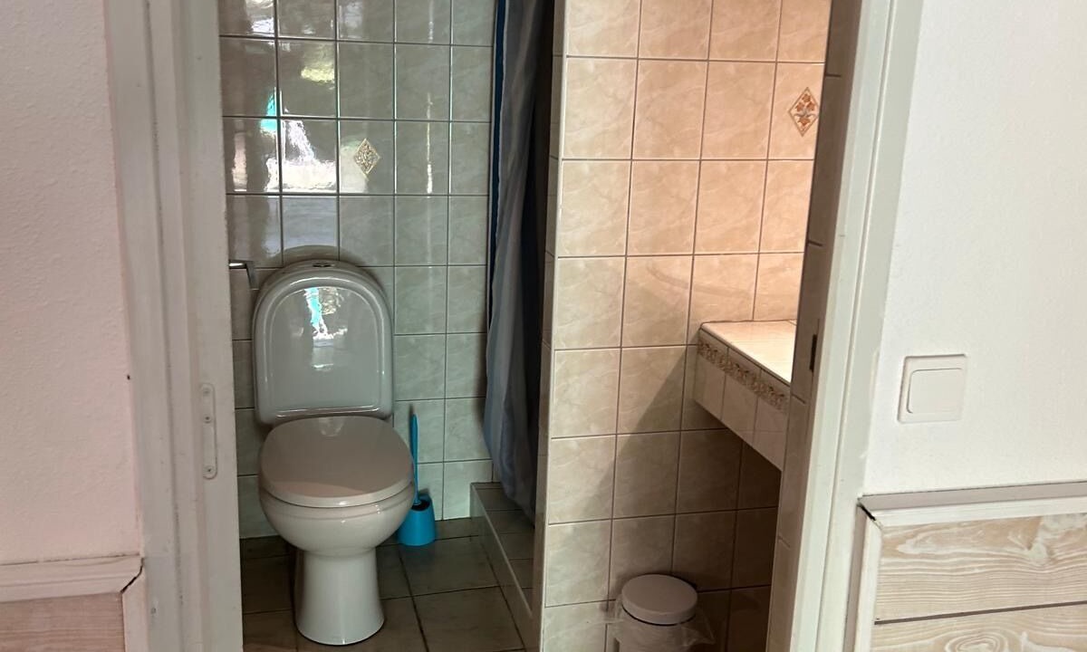 Photo of Bathroom in Villarzel-du-Razes