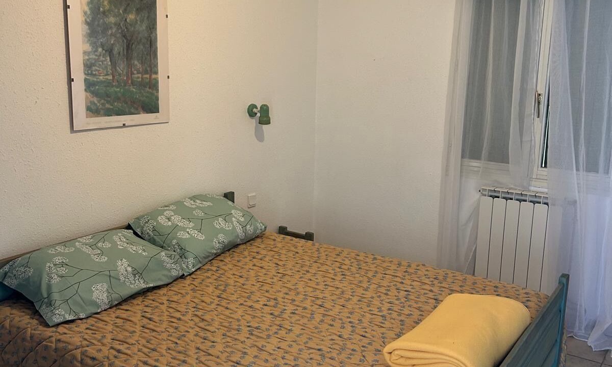 Photo of Bedroom in Villarzel-du-Razes