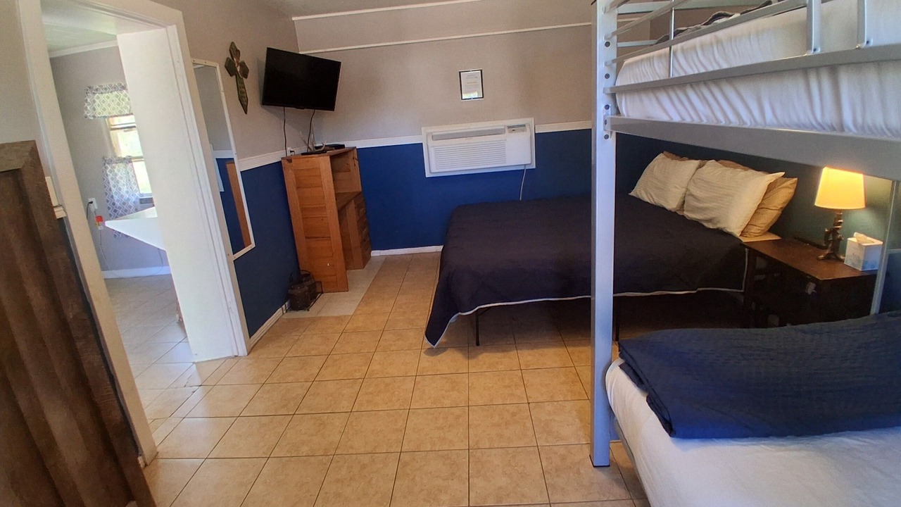 Photo of Bedroom in Buchanan Dam