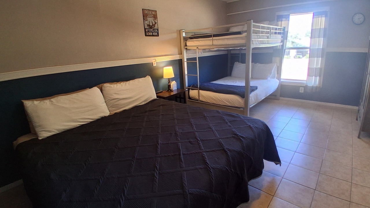 Photo of Bedroom in Buchanan Dam