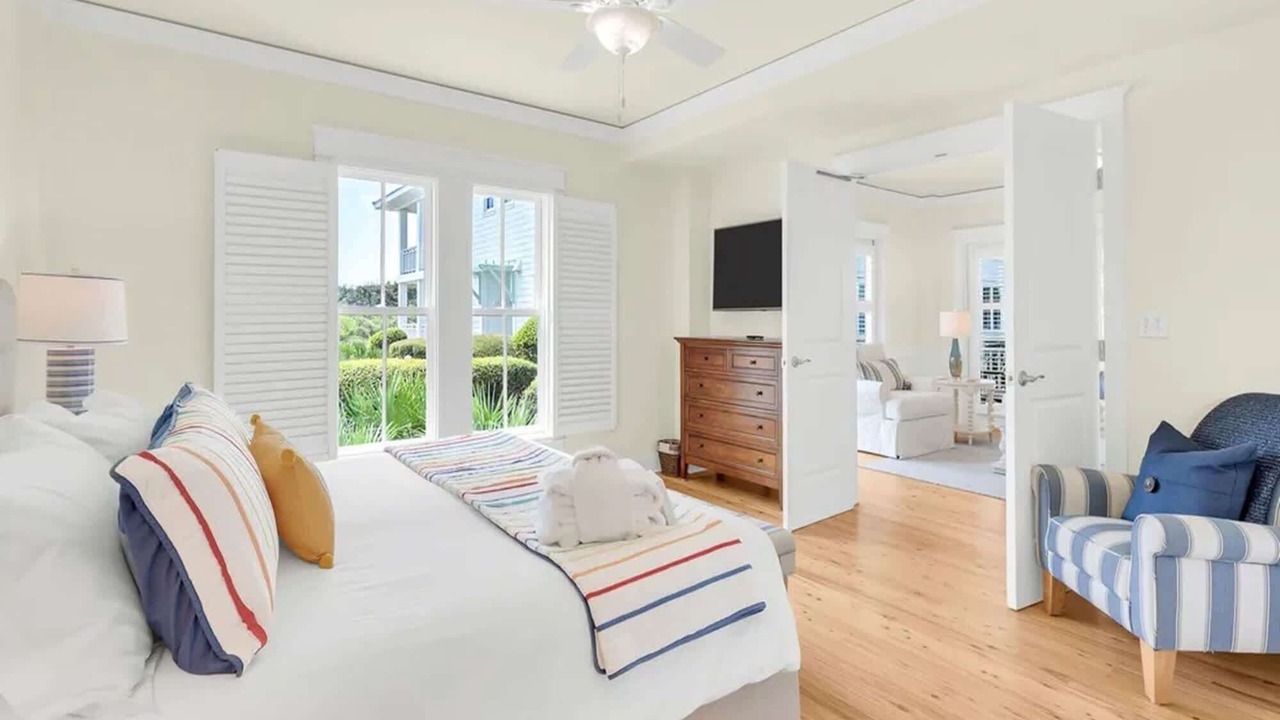 Photo of Bedroom in Gulf District