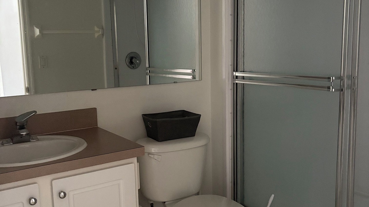 Photo of Bathroom in Seasons