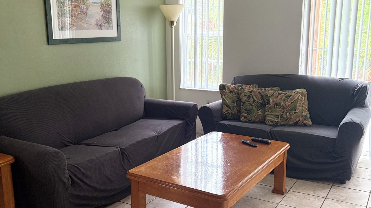Photo of Livingroom in Seasons