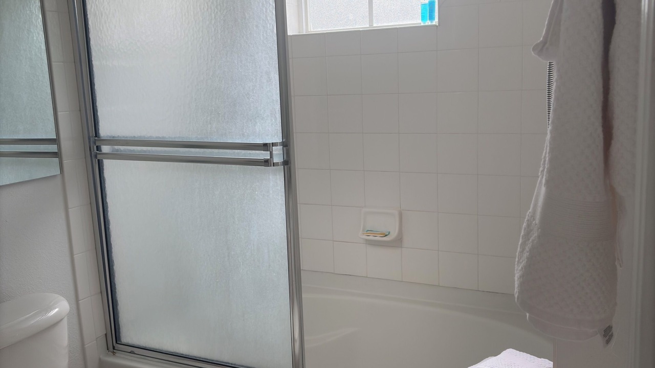 Photo of Bathroom in Seasons
