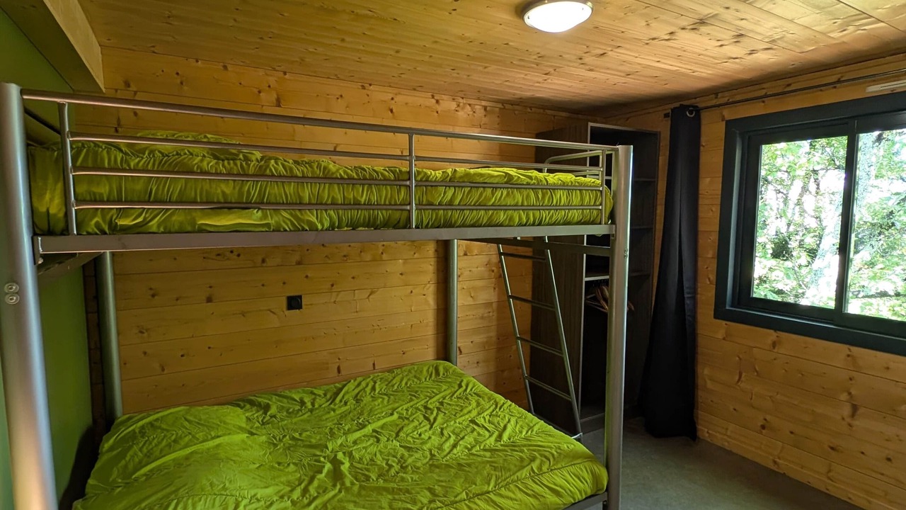 Photo of Bedroom in Saint Alban Auriolles