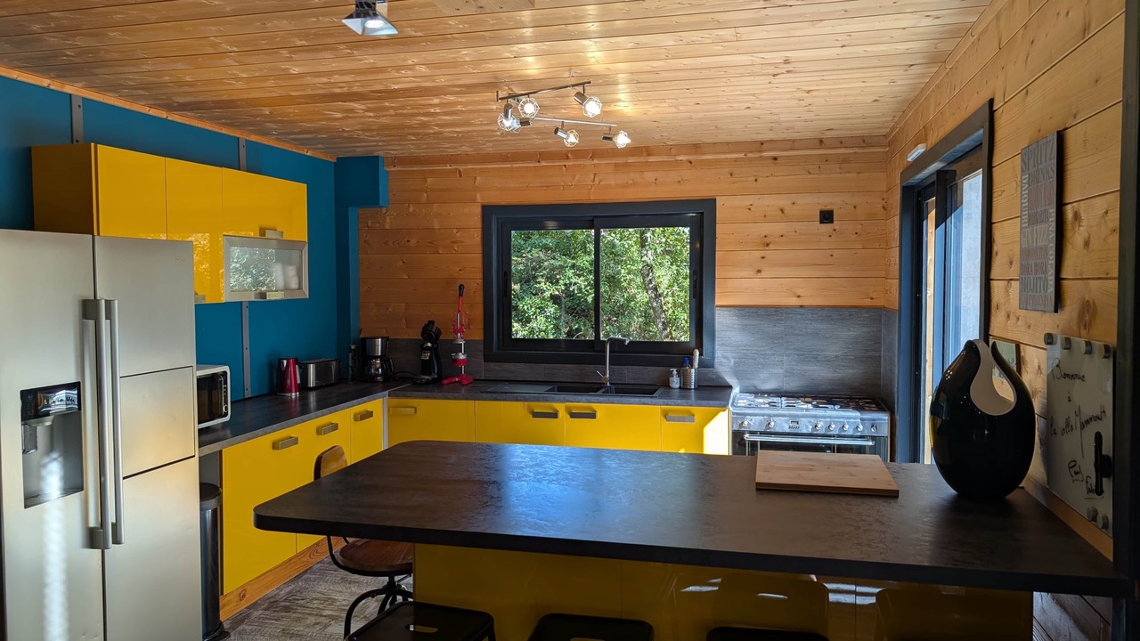 Photo of Kitchen in Saint Alban Auriolles