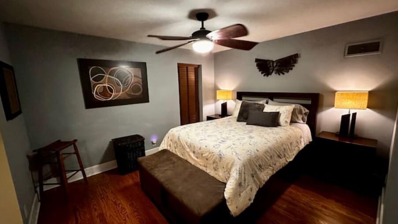 Photo of Bedroom in University City