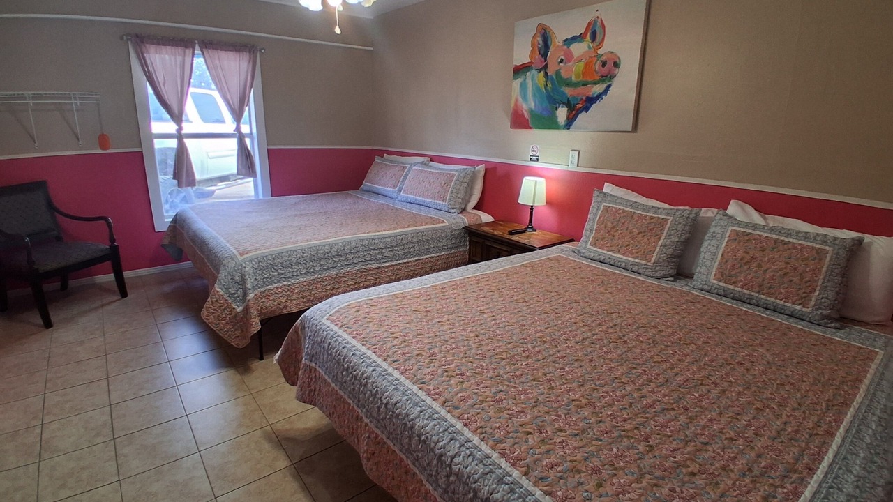 Photo of Bedroom in Buchanan Dam