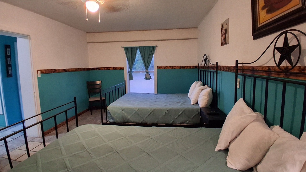 Photo of Bedroom in Buchanan Dam