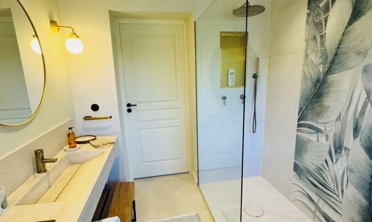 Photo of Bathroom in Vieux-Bourg