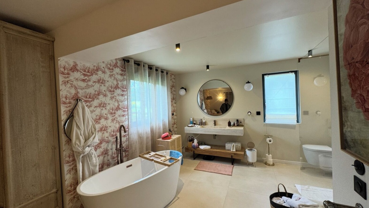 Photo of Bathroom in Vieux-Bourg