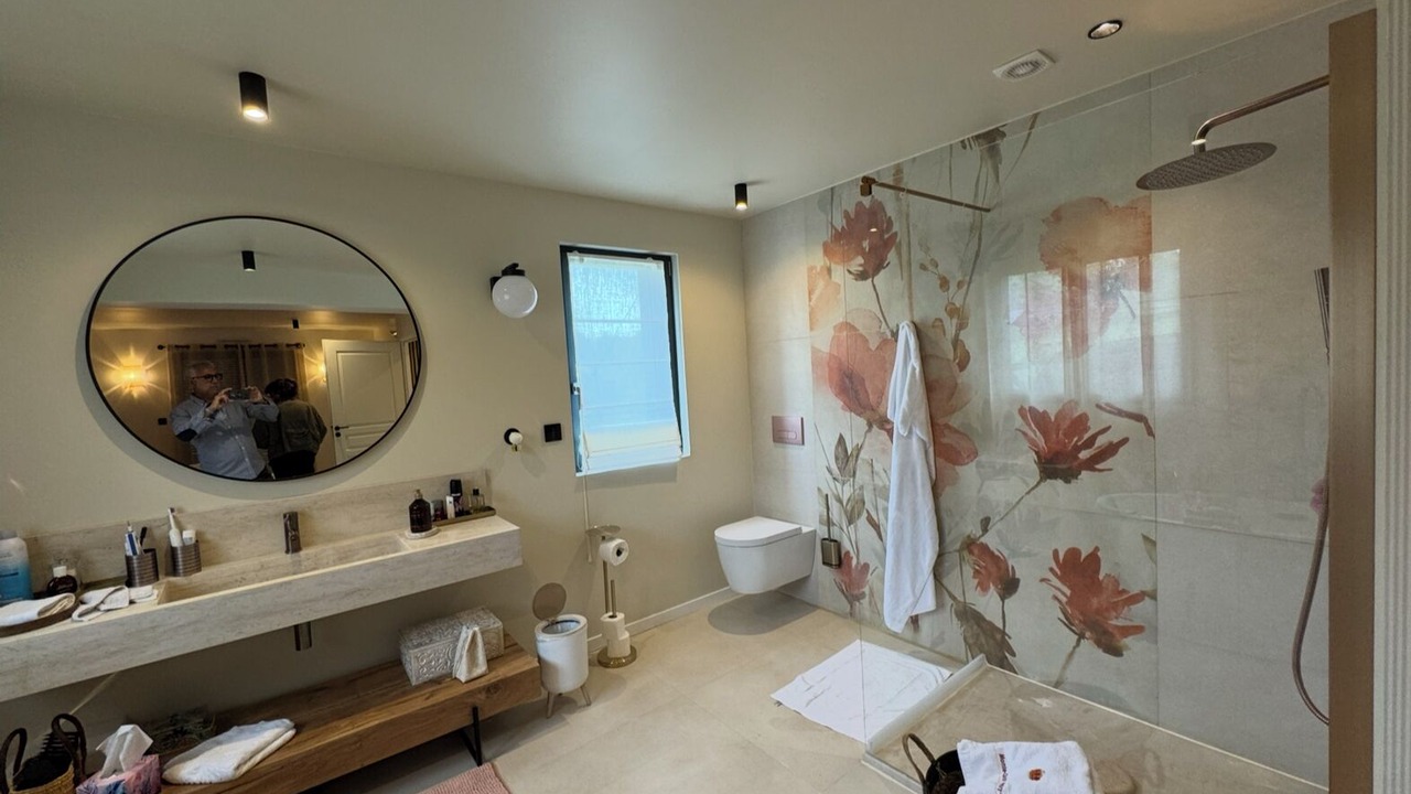 Photo of Bathroom in Vieux-Bourg