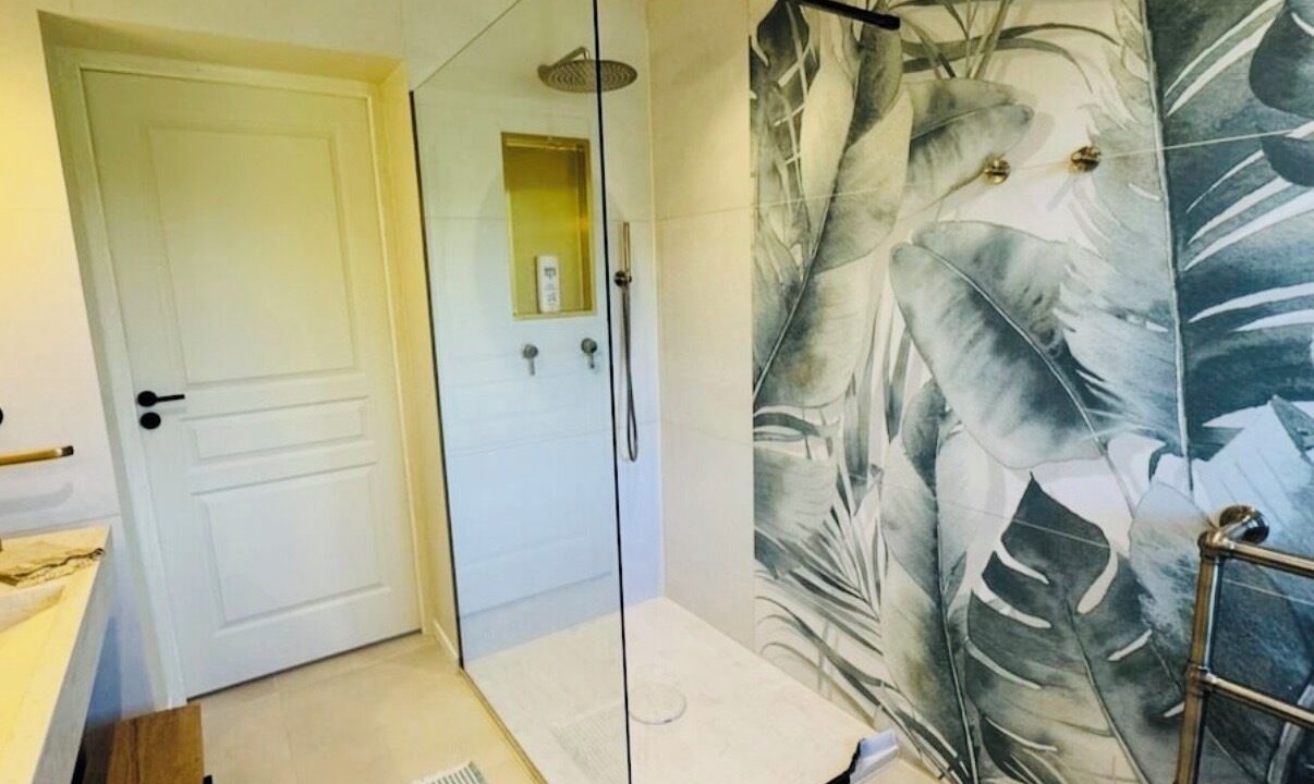 Photo of Bathroom in Vieux-Bourg