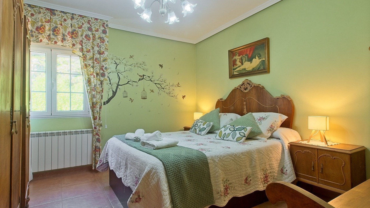Photo of Bedroom in La Pola de Gordon