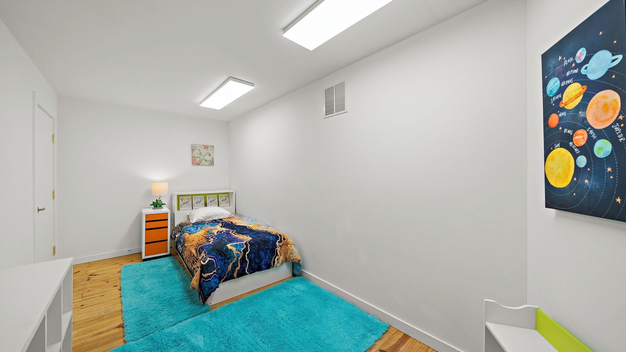 Photo of Bedroom in Grogan's Mill
