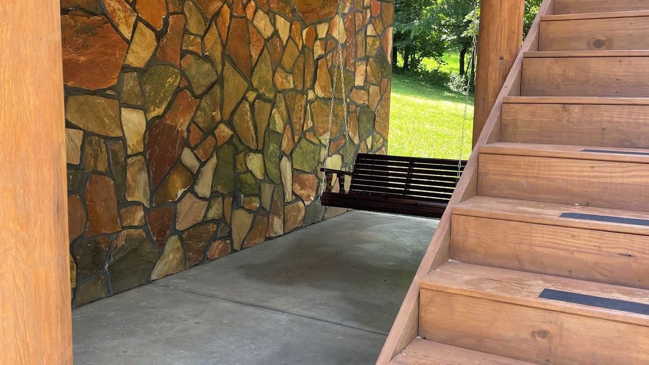 Photo of Outdoor in Large