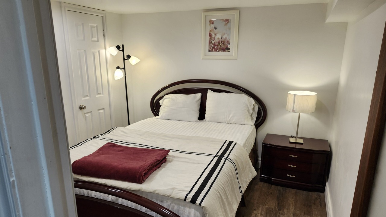 Photo of Bedroom in Hurontario