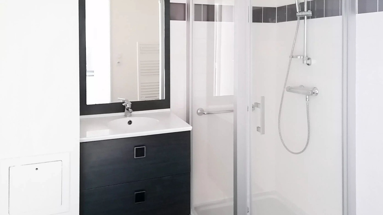 Photo of Bathroom in Centre Ville Rive Gauche