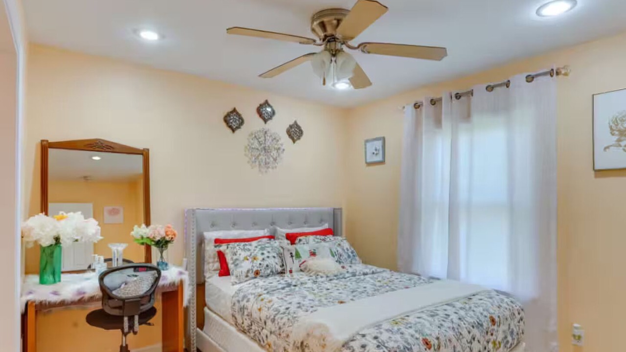 Photo of Bedroom in Harrisburg