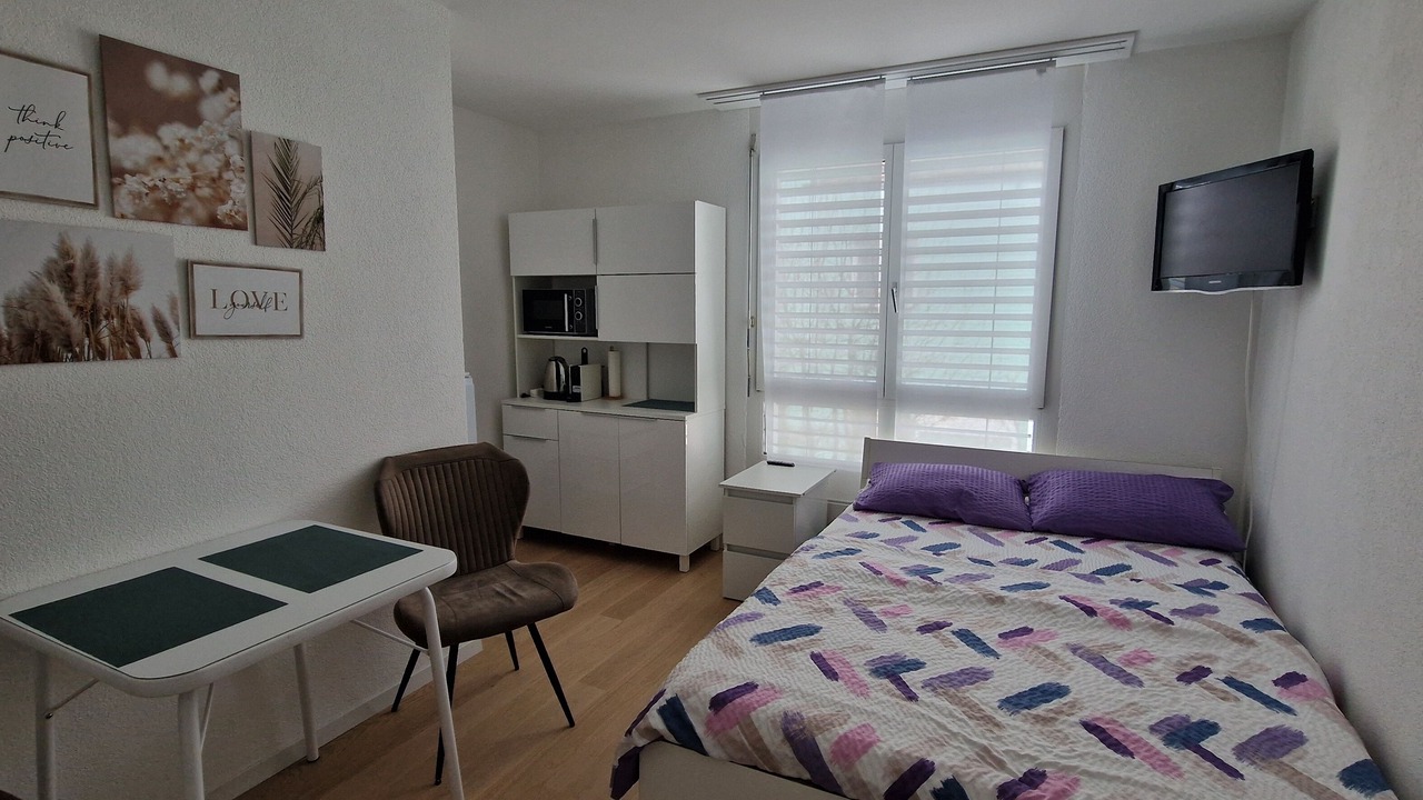 Photo of Bedroom in Andelfingen District