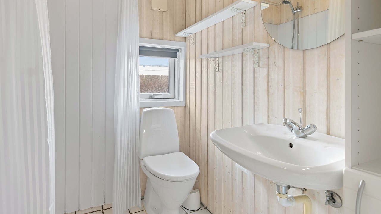 Photo of Bathroom in Lakolk