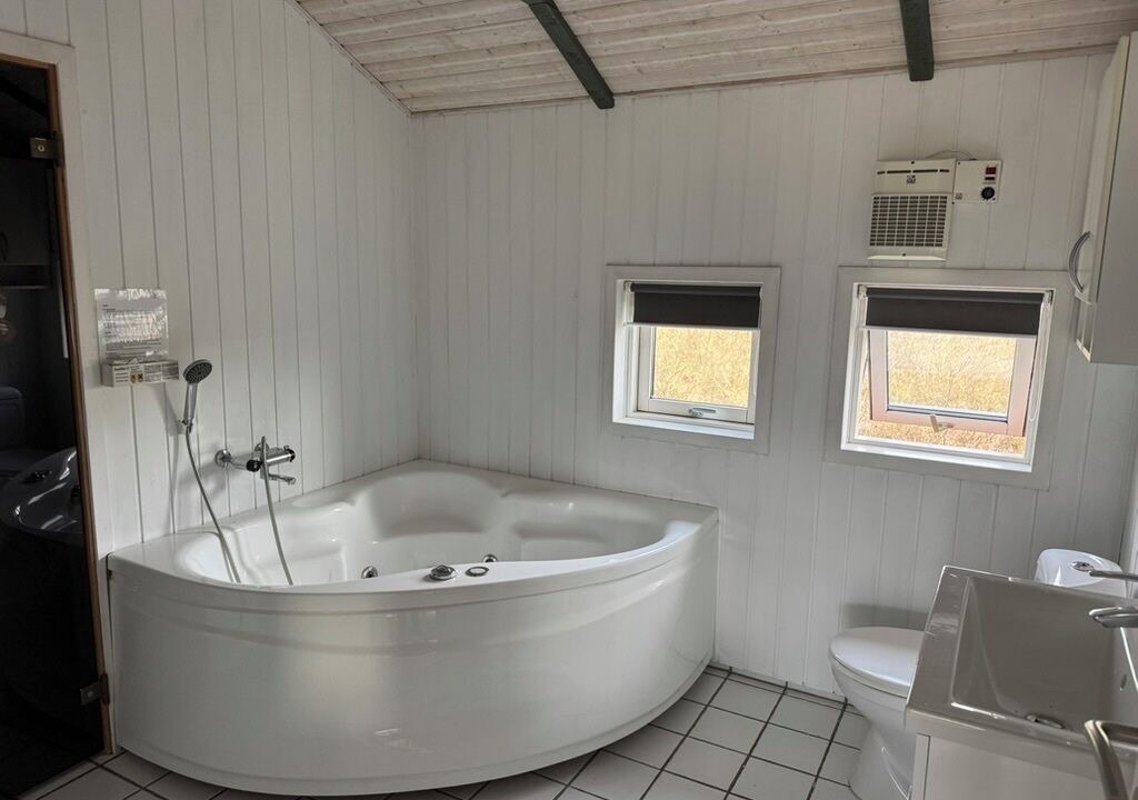 Photo of Bathroom in Lakolk