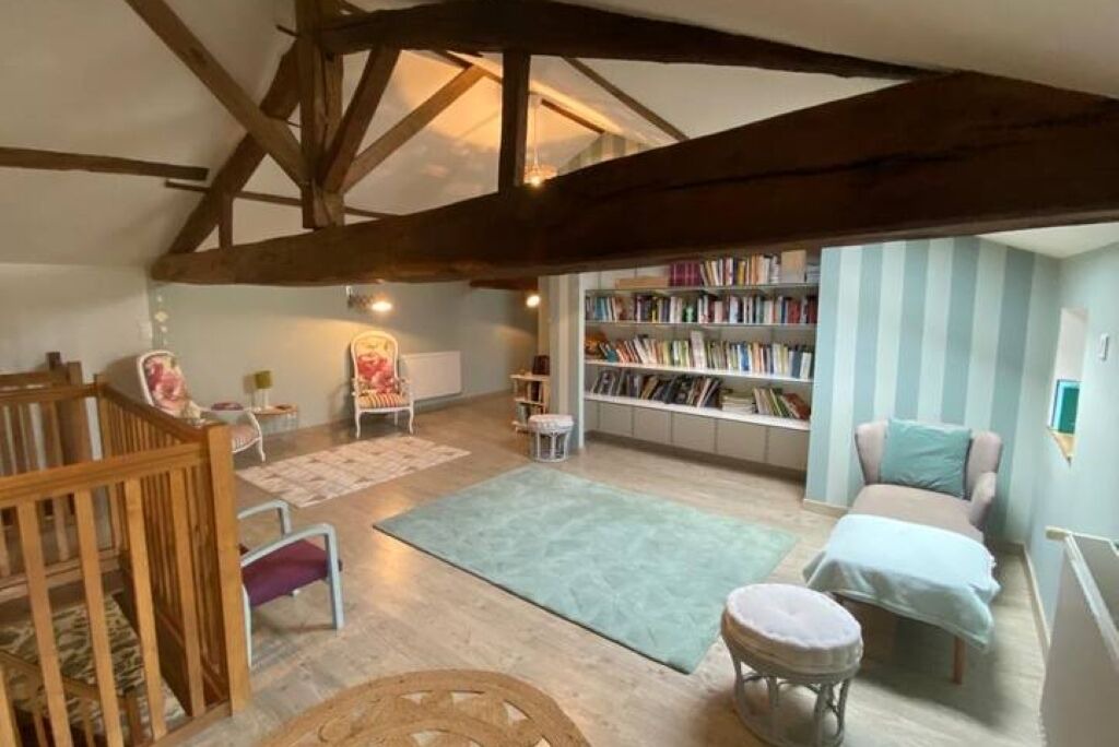 Photo of Others in Le Retail