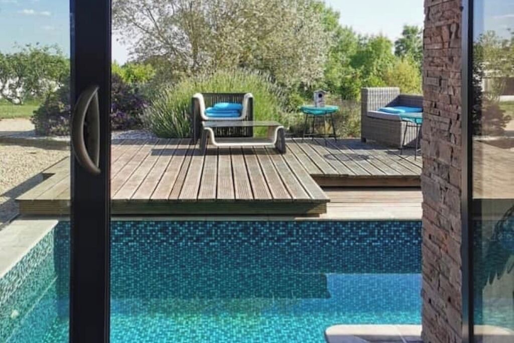 Photo of Outdoor in Le Retail