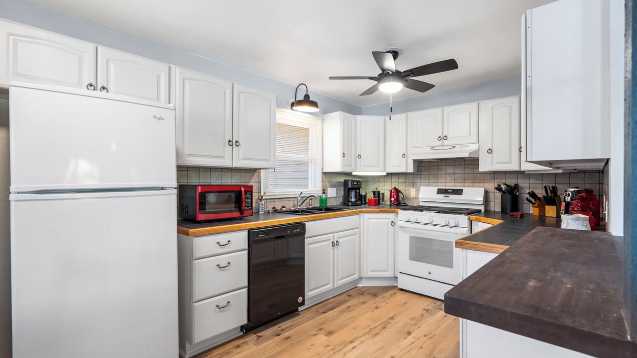 Photo of Kitchen in Shell Knob