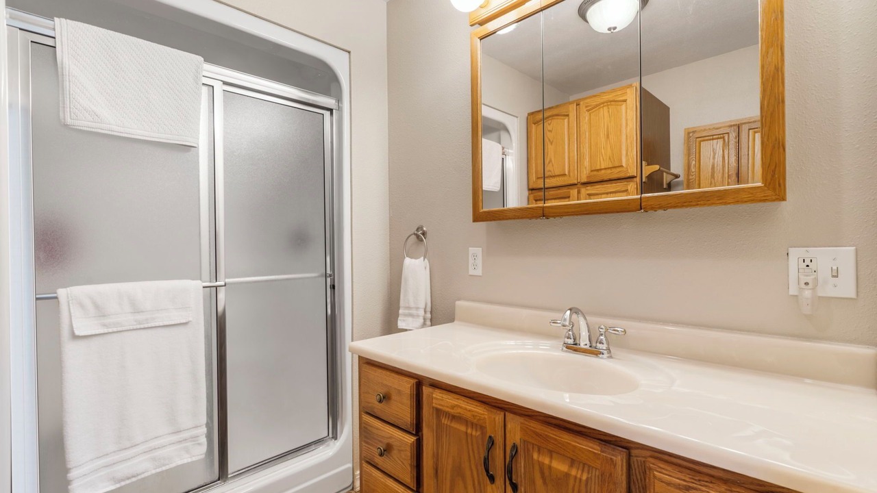 Photo of Bathroom in Shell Knob